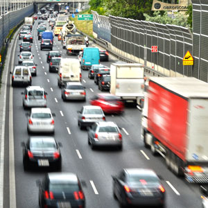 Read more about the article Réduction du bruit routier : les leviers d’action « à la source » pour les gestionnaires
